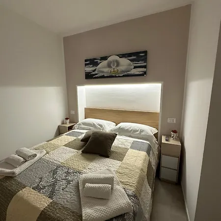 A Little Modern House *